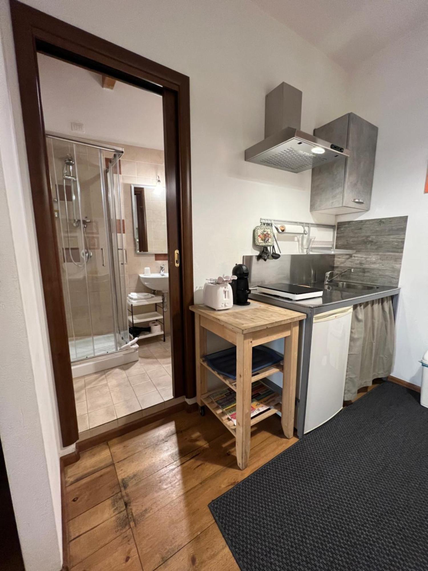 Centro Storico Via Manno Apartment